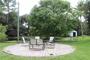 16930 W Mead Hill Dr, Loxahatchee, FL 33470 - Photo 20