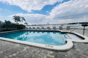 7928 West Dr, North Bay Village, FL 33141 - Photo 14