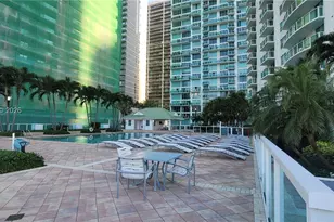 31 SE 5th St, Miami, FL 33131 - Photo 48