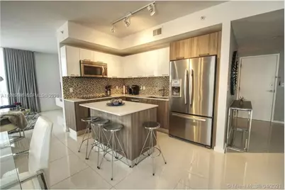 5300 Paseo Blvd, Doral, FL 33166 - Photo 2