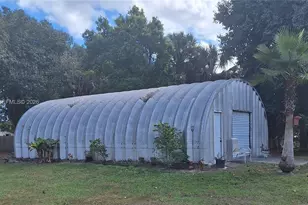 5525 SE Ault Ave, Stuart, FL 34997 - Photo 8