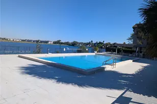 601 Ives Dairy Rd, Miami, FL 33179 - Photo 70