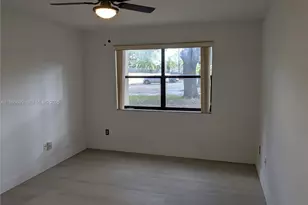 601 Ives Dairy Rd, Miami, FL 33179 - Photo 30