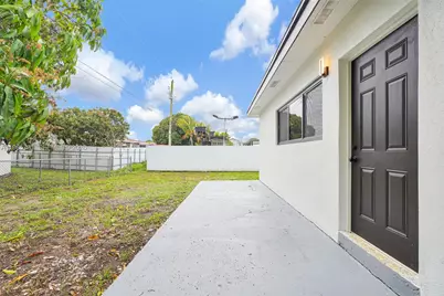 17535 NW 49th Ct, Opa-Locka, FL 33055 - Photo 6