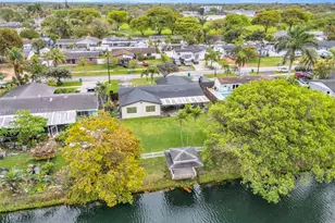 19030 Bel Aire Dr, Cutler Bay, FL 33157 - Photo 2