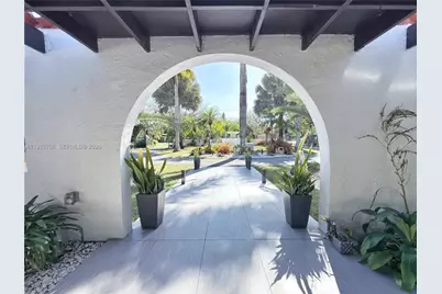 7925 SW 124th St, Pinecrest, FL 33156 - Photo 8