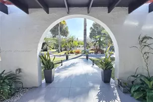 7925 SW 124th St, Pinecrest, FL 33156 - Photo 8