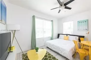 7326 Collins Ave, Miami Beach, FL 33141 - Photo 2