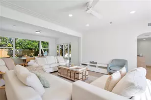 10801 Peachtree Dr, Miami, FL 33161 - Photo 6