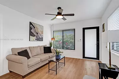 754 NE 40th St #A, Fort Lauderdale, FL 33334 - Photo 6