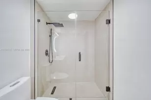 2301 Collins Ave, Miami Beach, FL 33139 - Photo 18