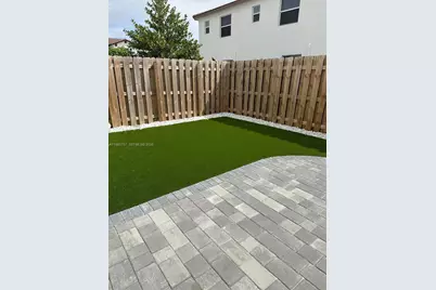 12221 NW 23rd Pl, Miami, FL 33167 - Photo 10