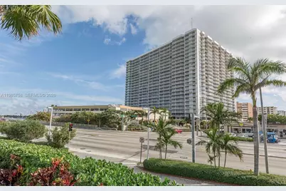 7601 E Treasure Dr #910, North Bay Village, FL 33141 - Photo 32