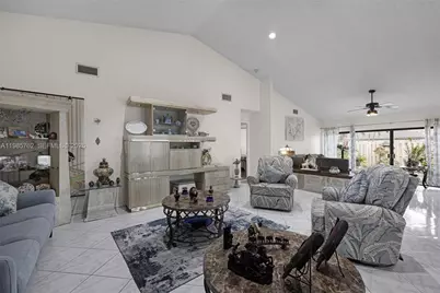 7506 SW 26th Ct #10, Davie, FL 33314 - Photo 12