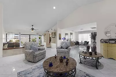 7506 SW 26th Ct #10, Davie, FL 33314 - Photo 14