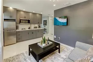 2302 Taylor St, Hollywood, FL 33020 - Photo 1