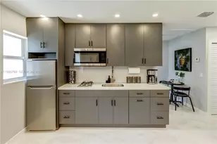 2302 Taylor St, Hollywood, FL 33020 - Photo 2