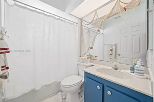 677 SE 22nd Dr, Homestead, FL 33033 - Photo 18