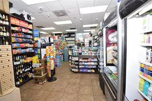 1900 N Bayshore Dr, Miami, FL 33132 - Photo 26