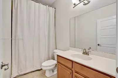 760 NE 193rd Ter, Miami, FL 33179 - Photo 52