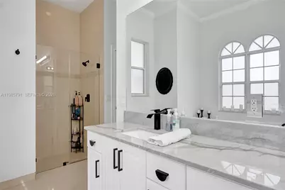 3736 Amelia Island Ln, Davie, FL 33328 - Photo 14