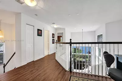 3736 Amelia Island Ln, Davie, FL 33328 - Photo 36