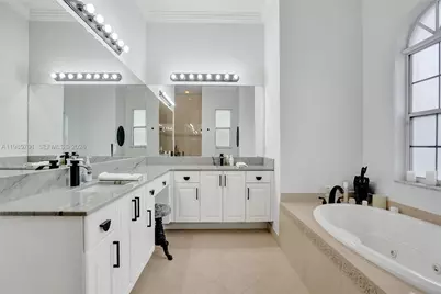 3736 Amelia Island Ln, Davie, FL 33328 - Photo 12