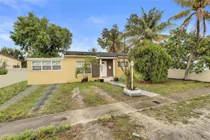 1675 NE 160th St, North Miami Beach, FL 33162 - Photo 2