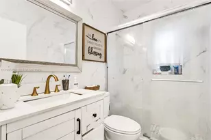 1675 NE 160th St, North Miami Beach, FL 33162 - Photo 14