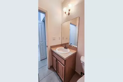 470 NE 194th Ter #470, Miami, FL 33179 - Photo 10