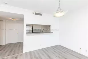 7601 E Treasure Dr, North Bay Village, FL 33141 - Photo 12