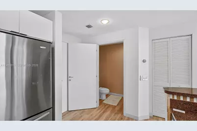 300 S Biscayne Blvd #L-1210, Miami, FL 33131 - Photo 38