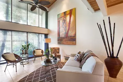 10449 SW 78th St, Miami, FL 33173 - Photo 8