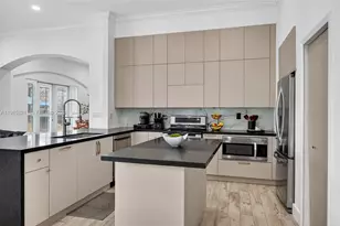 10102 SW 158th Ct, Miami, FL 33196 - Photo 14