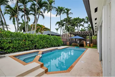 10102 SW 158th Ct, Miami, FL 33196 - Photo 18