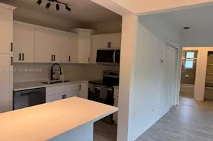 1247 Marseille Dr, Miami Beach, FL 33141 - Photo 10