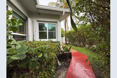 1247 Marseille Dr #16, Miami Beach, FL 33141 - Photo 2