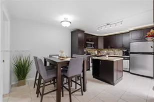 752 NW 98th Way, Plantation, FL 33324 - Photo 6