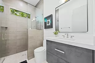 2657 NE 34th St, Fort Lauderdale, FL 33306 - Photo 32