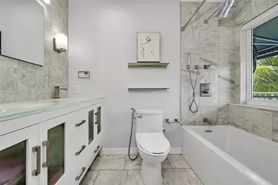 7110 NW 173rd Dr #108, Hialeah, FL 33015 - Photo 18