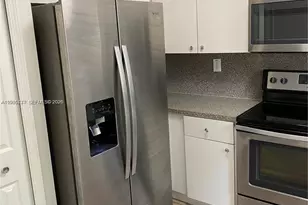 14117 N Forest Oak Cir, Davie, FL 33325 - Photo 10