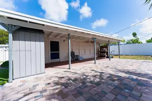 1474 NE 48th Ct, Pompano Beach, FL 33064 - Photo 8