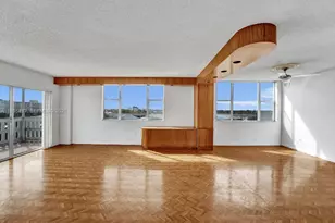 4001 Hillcrest Dr, Hollywood, FL 33021 - Photo 14