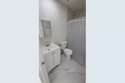 208 Avondale Dr #11, Pompano Beach, FL 33060 - Photo 4