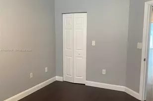 2706 NE 30th Pl, Fort Lauderdale, FL 33306 - Photo 14