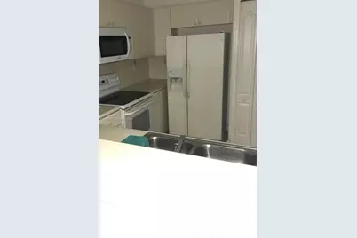 1658 SE 28th Ct #103, Homestead, FL 33035 - Photo 2