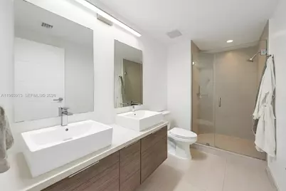 1010 SW 2nd Ave #2004, Miami, FL 33130 - Photo 28