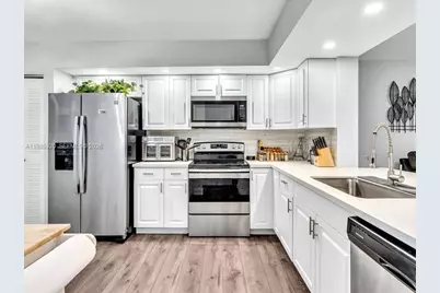 [Address not provided], Pembroke Pines, FL 33027 - Photo 4