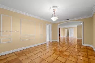 13276 SW 58th Ct, Pinecrest, FL 33156 - Photo 12