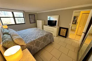 2625 Collins Ave, Miami Beach, FL 33140 - Photo 8